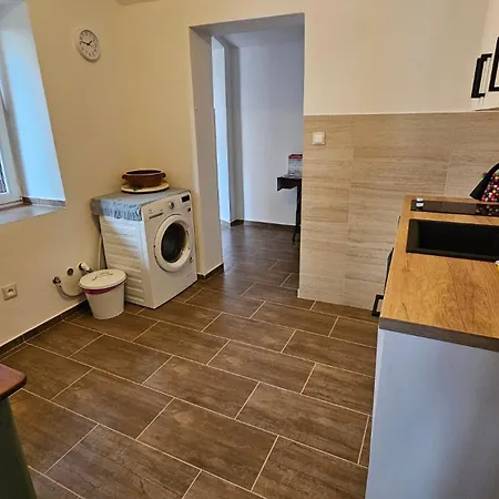 Rekreacni Podmlynska 232 * Rozmital pod Tremsinem